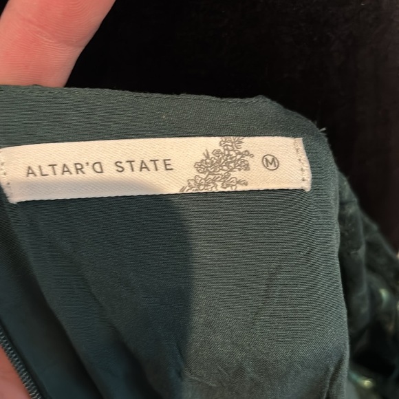 NWOT Altar’d State Midi Dress,sweetheart neck,long sheer sleeve,,raised pattern - Picture 7 of 10